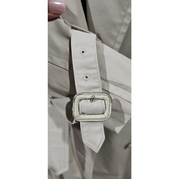 Burberry Vintage Belted Trench Coat with Nova Check Lining - Picture 10 of 15